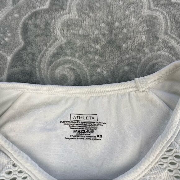 Athleta Burpee Laser Cut Double Layer Top - Picture 4 of 4
